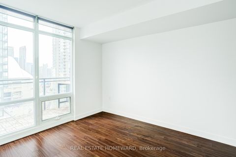 Photo 9 at 1916 - 4K Spadina Avenue, Waterfront Communities C1, Toronto