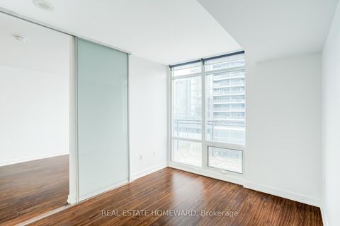 Photo 10 at 1916 - 4K Spadina Avenue, Waterfront Communities C1, Toronto