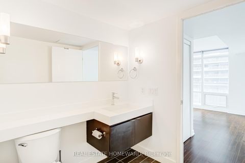 Photo 14 at 1916 - 4K Spadina Avenue, Waterfront Communities C1, Toronto