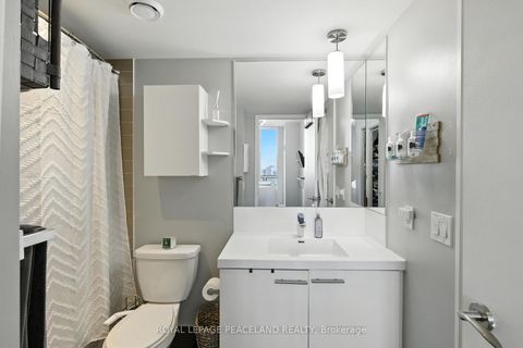 Photo 14 at 2101 - 1 Valhalla Inn Road, City Centre West, Toronto