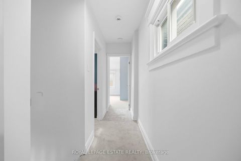Photo 20 at 38 Kenwood Avenue, Cedarvale, Toronto