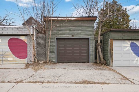 Photo 35 at 38 Kenwood Avenue, Cedarvale, Toronto