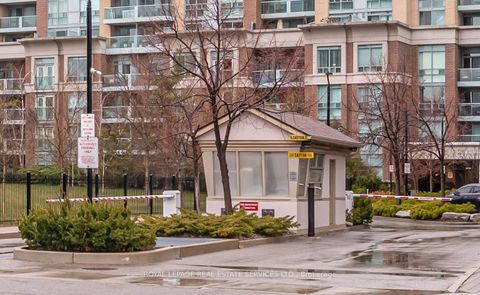 Photo 2 at 509 - 17 Michael Power Place, City Centre West, Toronto