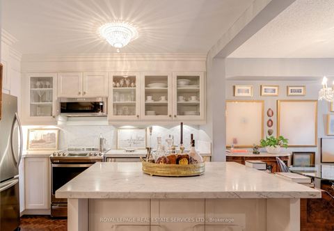 Photo 5 at 509 - 17 Michael Power Place, City Centre West, Toronto