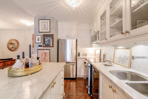 Photo 8 at 509 - 17 Michael Power Place, City Centre West, Toronto