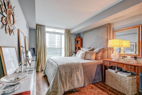 Photo 17 at 509 - 17 Michael Power Place, City Centre West, Toronto