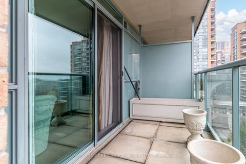 Photo 25 at 509 - 17 Michael Power Place, City Centre West, Toronto