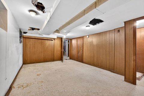 Photo 27 at 31 Mcroberts Avenue, Davenport, Toronto