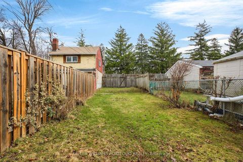 Photo 30 at 31 Mcroberts Avenue, Davenport, Toronto