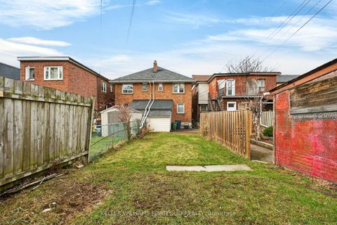 Photo 31 at 31 Mcroberts Avenue, Davenport, Toronto