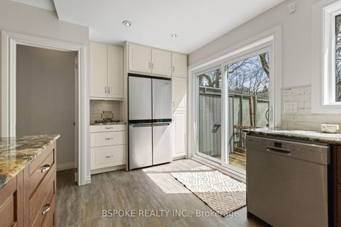 Photo 12 at 291 Gainsborough Road, Woodbine Corridor, Toronto