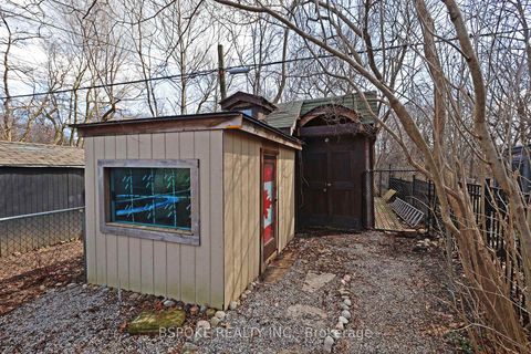 Photo 29 at 291 Gainsborough Road, Woodbine Corridor, Toronto