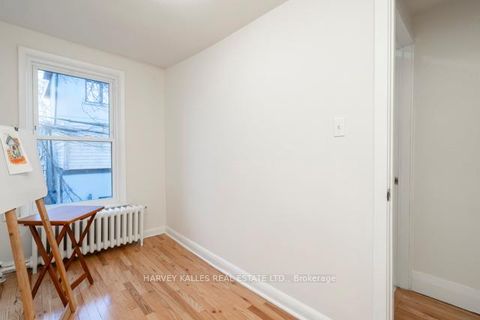 Photo 19 at 178 Manning Avenue, Bellwoods, Toronto