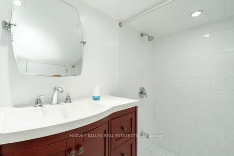 Photo 40 at 178 Manning Avenue, Bellwoods, Toronto