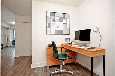 Photo 6 at 305 - 185 Deerfield Road, Central Newmarket, Newmarket