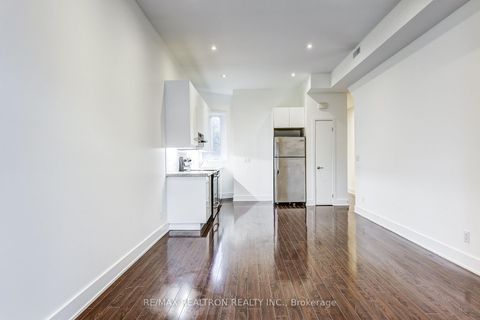 Photo 2 at 588 Ossington Avenue, Little Italy, Toronto