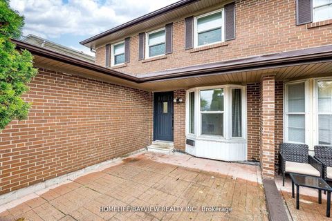 Photo 3 at 55 Greenbush Road, Newtonbrook West, Toronto