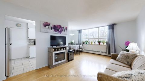 Photo 9 at 409 - 5 Parkway Forest Drive, Henry Farm, Toronto