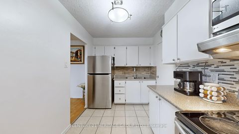 Photo 18 at 409 - 5 Parkway Forest Drive, Henry Farm, Toronto