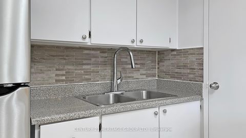 Photo 22 at 409 - 5 Parkway Forest Drive, Henry Farm, Toronto