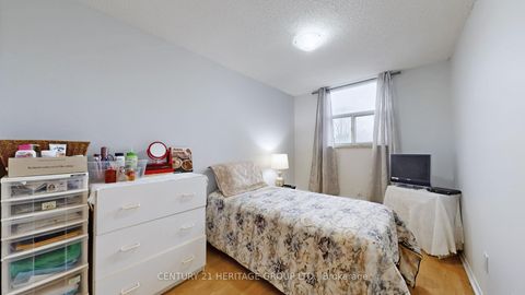Photo 27 at 409 - 5 Parkway Forest Drive, Henry Farm, Toronto