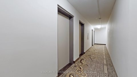 Photo 38 at 409 - 5 Parkway Forest Drive, Henry Farm, Toronto