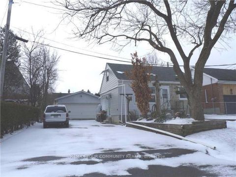 Photo 9 at 21 George Street, Oak Ridges, Richmond Hill