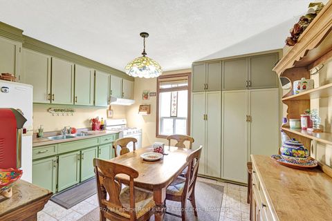 Photo 11 at 101 Dovercourt Road, Niagara, Toronto