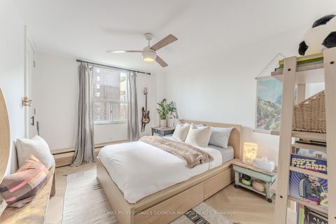 Photo 16 at 403 - 45 Southport Street, Swansea, Toronto