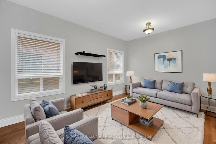 Photo 0 at 92 Water Garden Lane, Sonoma Heights, Vaughan