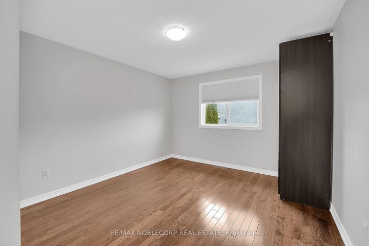 Photo 26 at 92 Water Garden Lane, Sonoma Heights, Vaughan