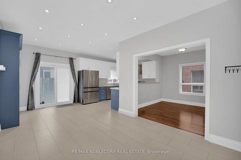 Photo 11 at 92 Water Garden Lane, Sonoma Heights, Vaughan