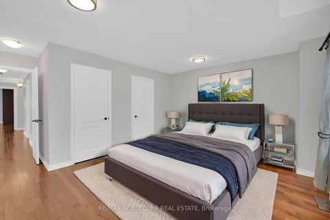 Photo 21 at 92 Water Garden Lane, Sonoma Heights, Vaughan