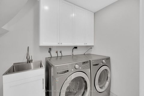 Photo 40 at 92 Water Garden Lane, Sonoma Heights, Vaughan