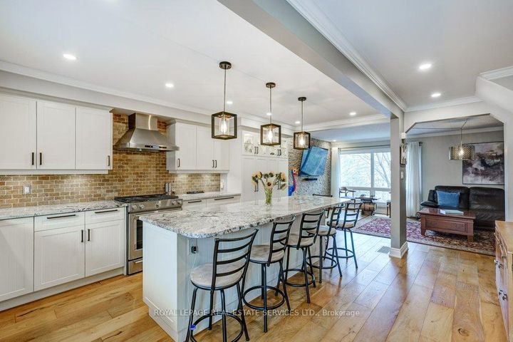 Photo 8 at 68 - 915 Inverhouse Drive, Clarkson, Mississauga