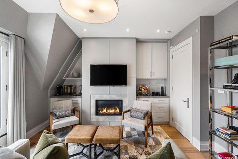 Photo 40 at 130 B Farnham Avenue, St. Clair, Toronto