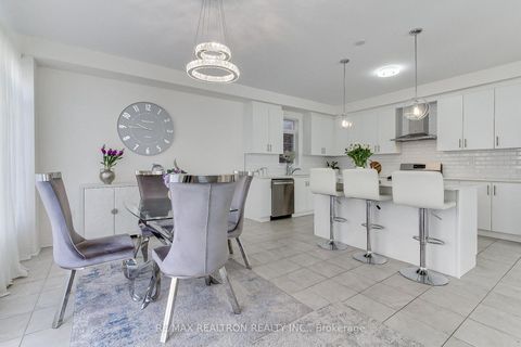 Photo 19 at 2236 Lozenby Street, Alcona, Innisfil