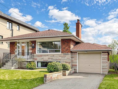 Photo 0 at 53 Wedgewood Drive, Newtonbrook East, Toronto