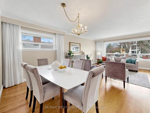 Photo 5 at 53 Wedgewood Drive, Newtonbrook East, Toronto