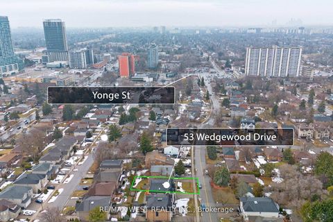 Photo 36 at 53 Wedgewood Drive, Newtonbrook East, Toronto