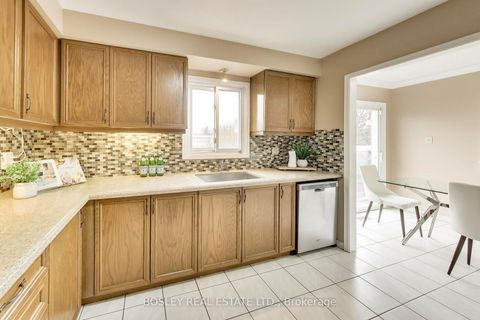 Photo 9 at 22 Lavery Trail, Highland Creek, Toronto