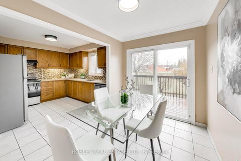 Photo 12 at 22 Lavery Trail, Highland Creek, Toronto