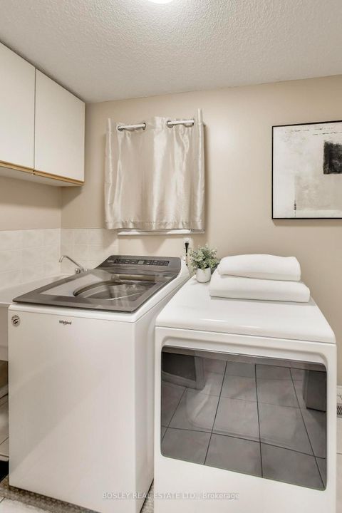 Photo 15 at 22 Lavery Trail, Highland Creek, Toronto