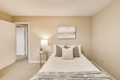 Photo 22 at 22 Lavery Trail, Highland Creek, Toronto