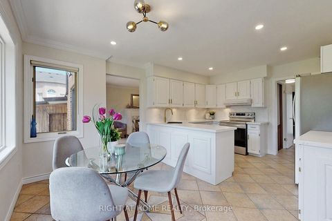 Photo 12 at 350 Sunset Beach Road, Oak Ridges Lake Wilcox, Richmond Hill