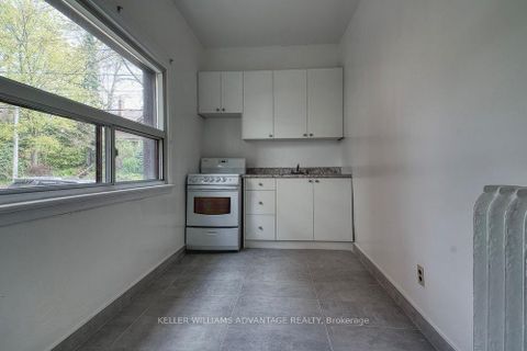 Photo 5 at 24 Indian Road Crescent, High Park North, Toronto