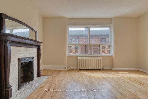 Photo 14 at 24 Indian Road Crescent, High Park North, Toronto