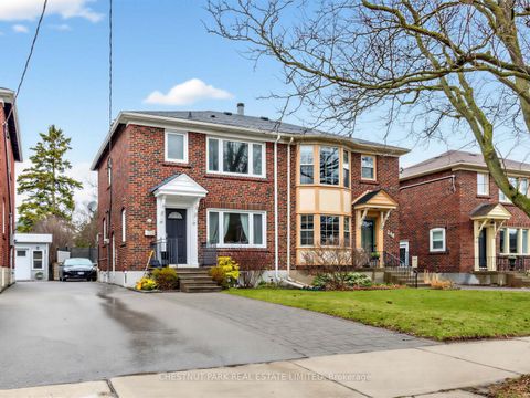 Photo 1 at 246 Donlea Drive, Leaside, Toronto
