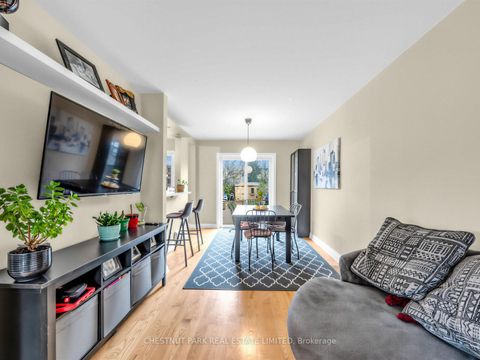 Photo 6 at 246 Donlea Drive, Leaside, Toronto