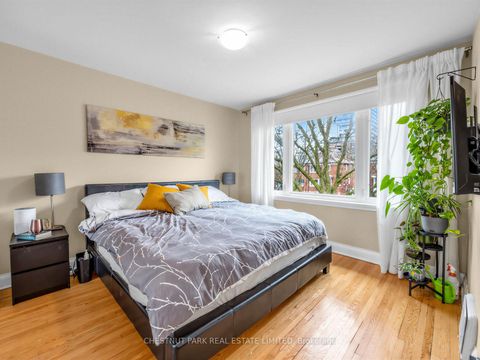 Photo 15 at 246 Donlea Drive, Leaside, Toronto